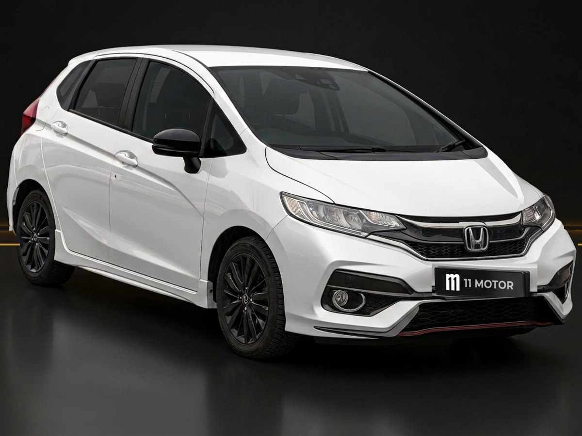 Honda Jazz — sedan / hatchback rental car available from 11 Motor Miri
